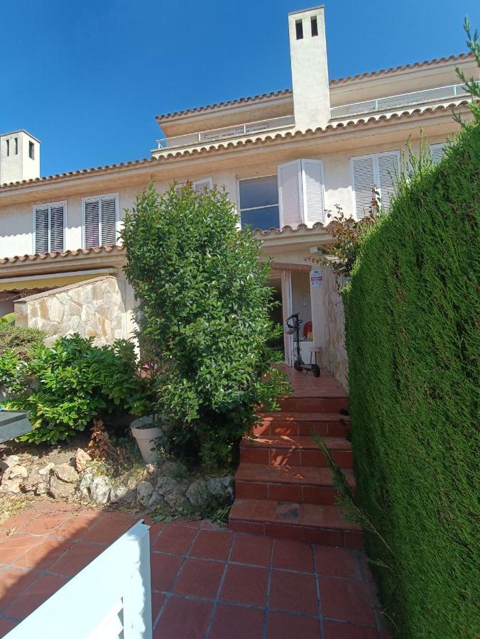 Cambrils Adosado Con Piscina 4 Habitaciones, 8 Huespedes Exterior photo